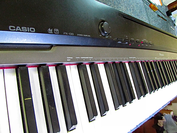 Casio PX-130