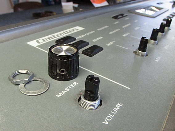 Control Nut & Flat Washer