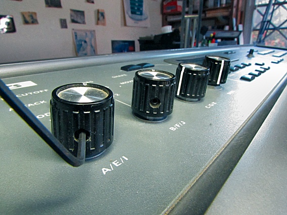 Removing Knobs