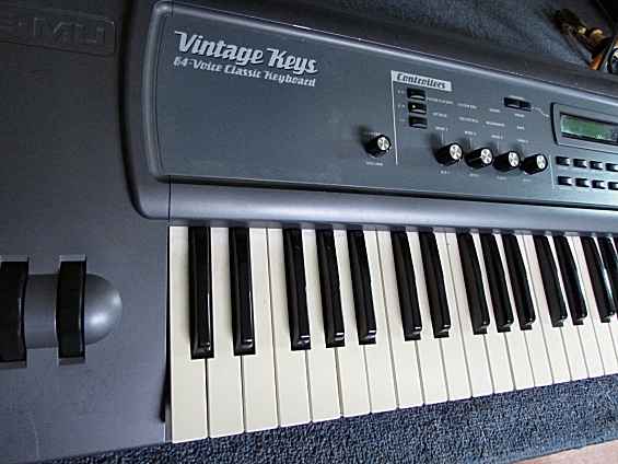 64-Voice Classic Keyboard