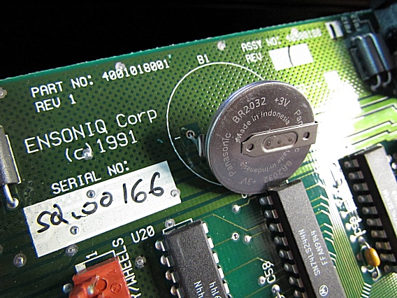Installing the Ensoniq SQ-2 Battery