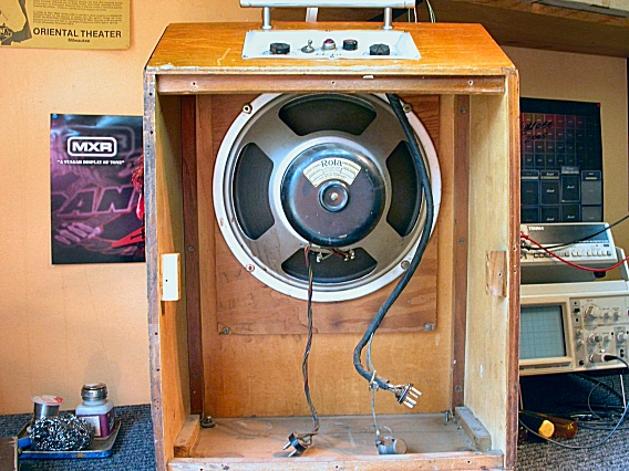 Zephyr Cabinet