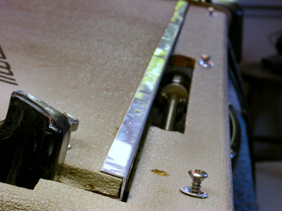 3 Bottom Screws
