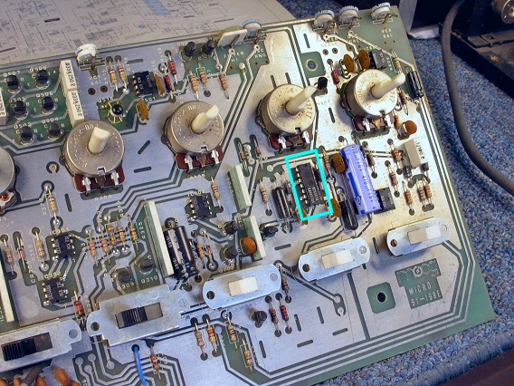 Micromoog's Contour Generator Hardware