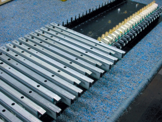 Installing Minimoog Keys