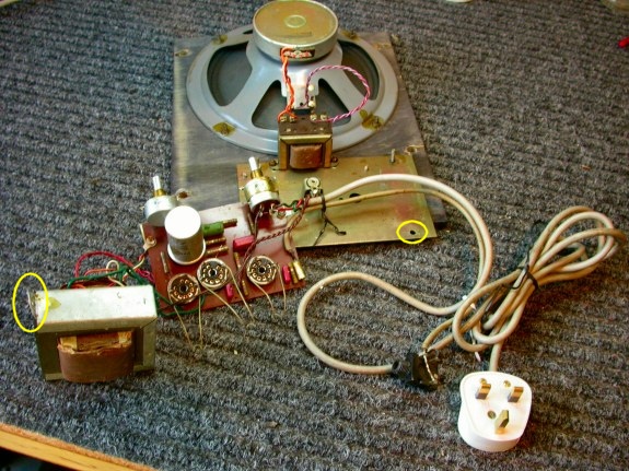 Insides of the Selmer Little Giant