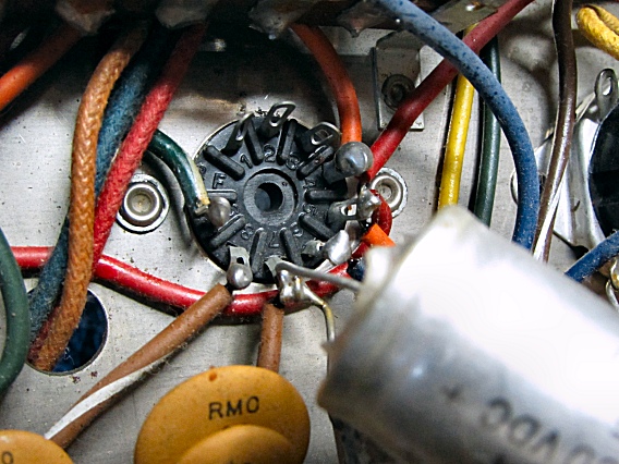 Right socket, before