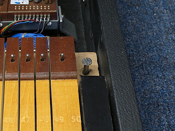 Right Keybed Screw