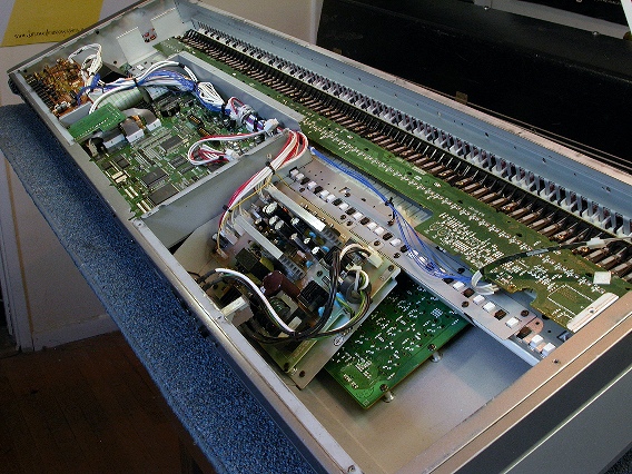 Yamaha MOTIF7 with Bottom Tray Removed